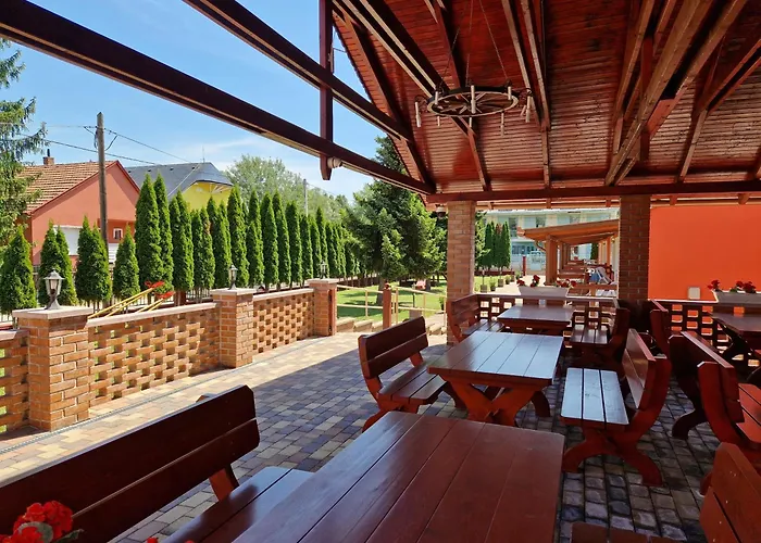 Boglarka Apartmanhaz